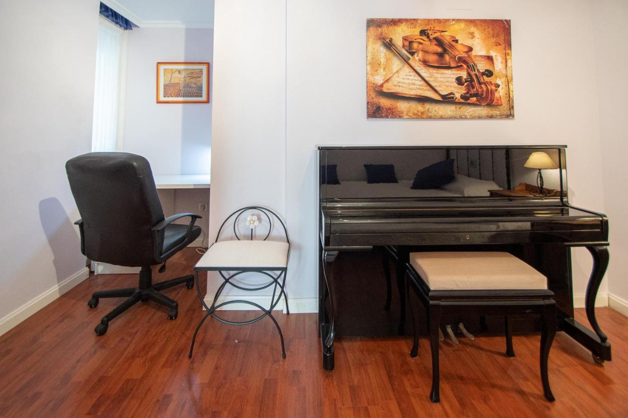 Apartamento El Pentagrama De Cadiz Bagian luar foto